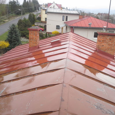 Montáž snehových zábran a náter strechy - Markušovce - ProRoof