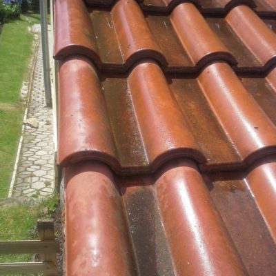 Čistenie strechy od lyšajov a machu - Poprad - ProRoof